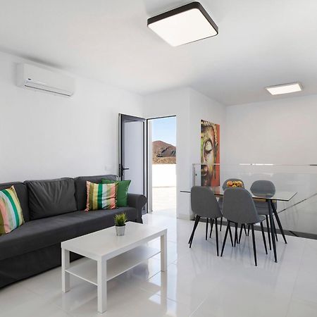 Triton 6 Villa Ла Санта Екстериор снимка